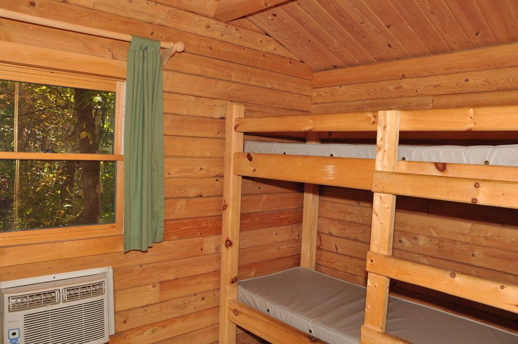 Tranquil Timbers Cabin 11 스터전 베이 외부 사진